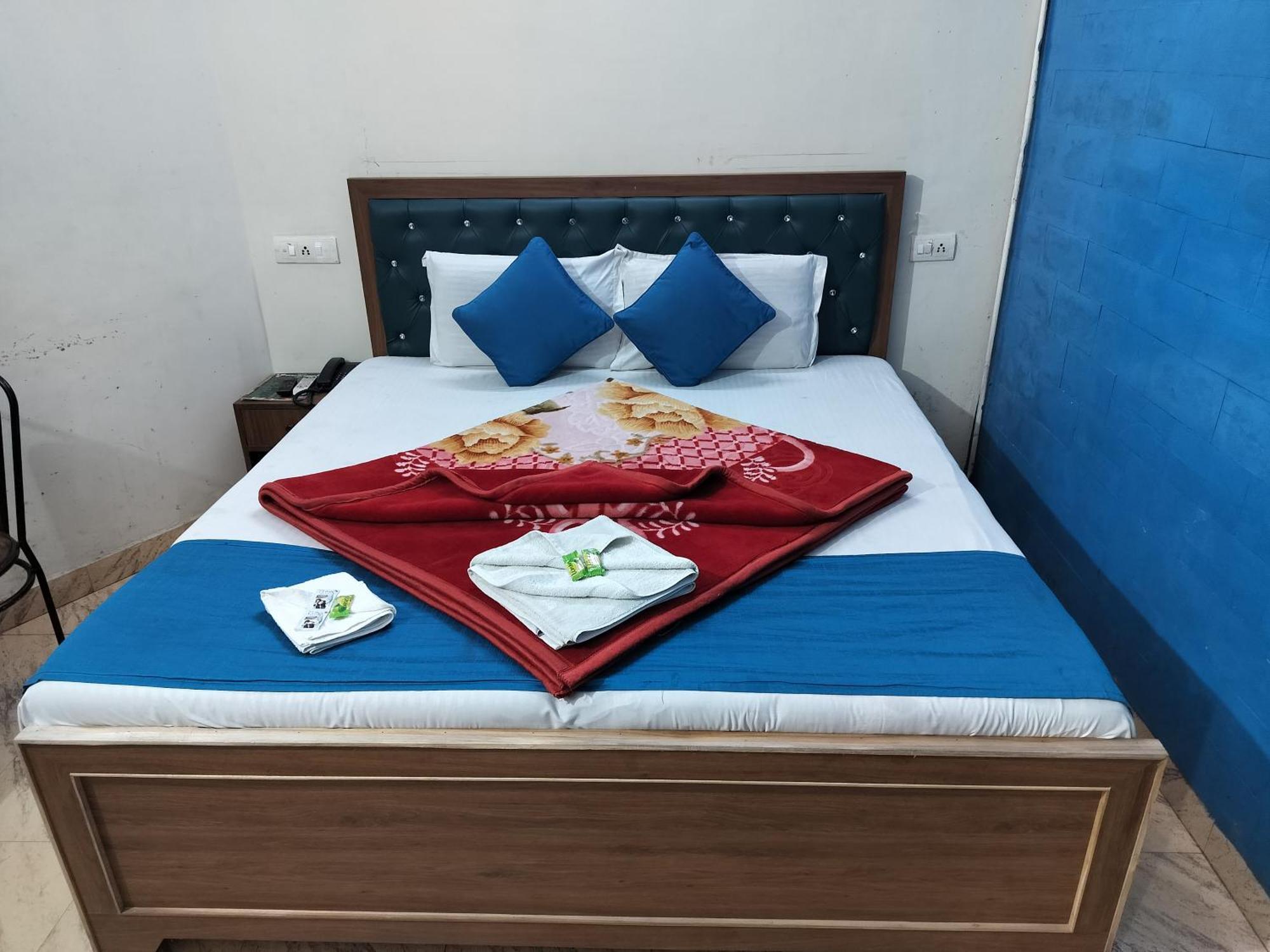 Hotel Holiday Inn Paradise Chandīgarh Zimmer foto